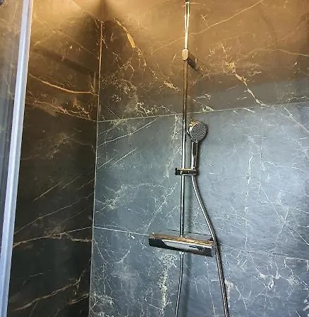Hethatar Wellness Vendeghaz - Voeroesbegy Villa *