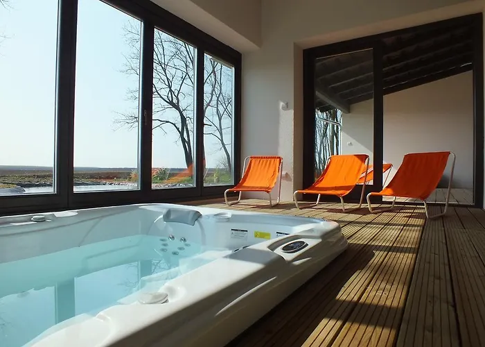 Willa Hethatar Wellness Vendeghaz - Voeroesbegy Dabas